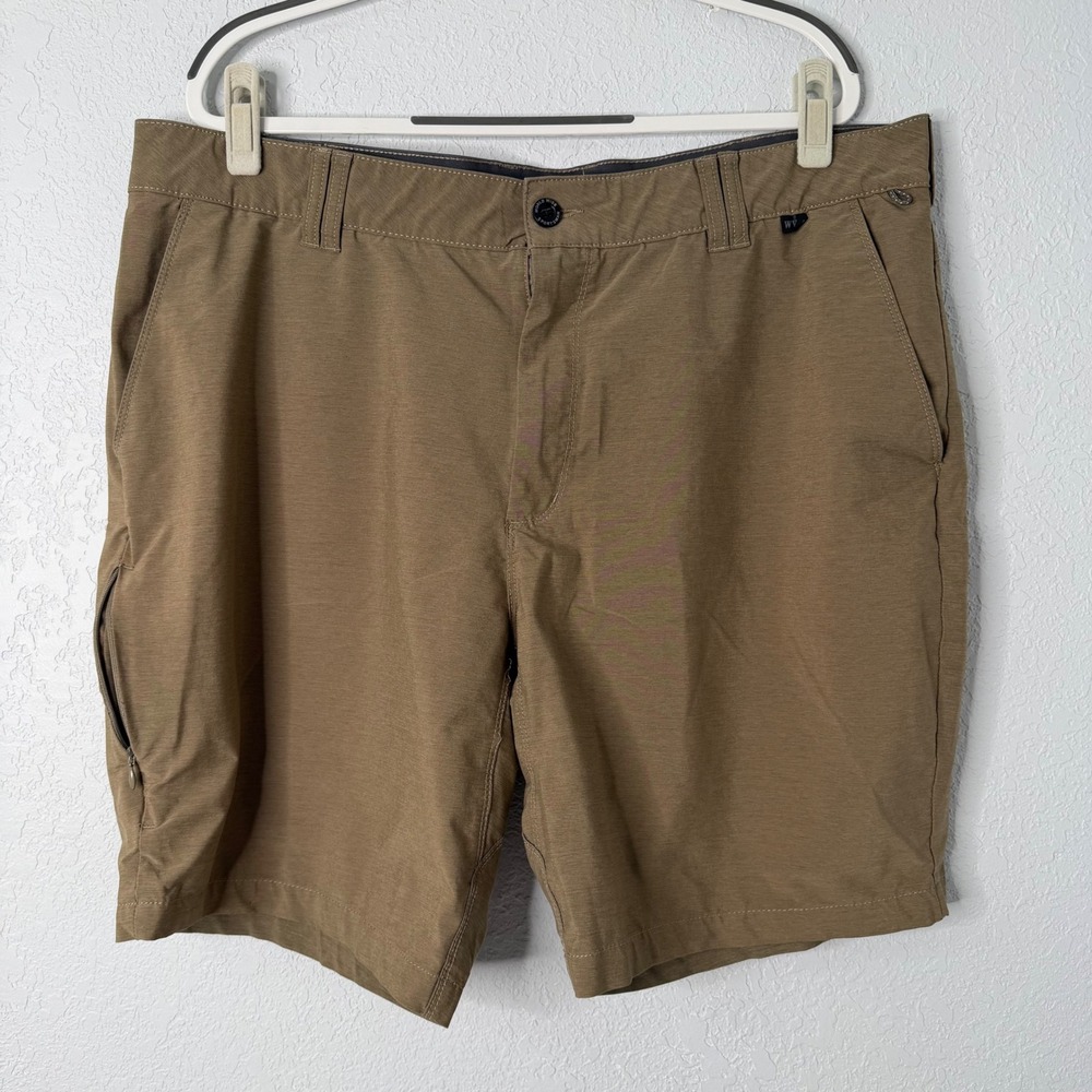 World Wide Sportsman Mens Fishing Shorts Khaki Brown Performance Utility Size 42
